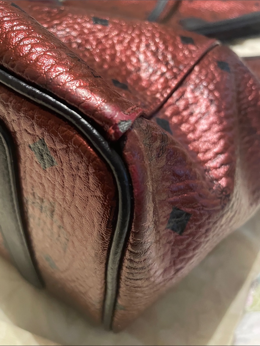 MCM Metallic Red Visetos Monogram Tote with Black Trim and Pouch - Picture 2 of 10